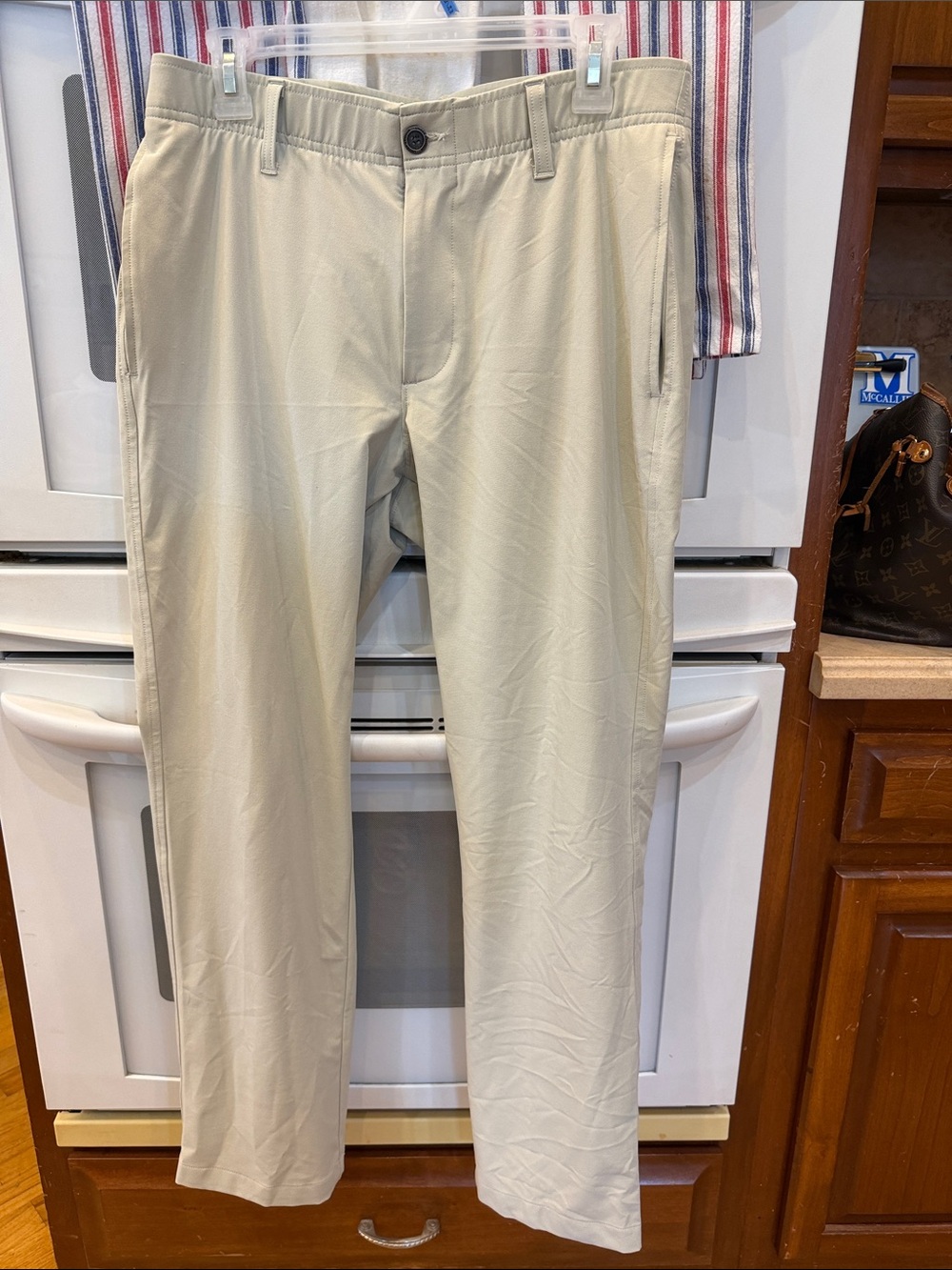 Men's Under Armour  Performance Chino Pants - Beige 32x30